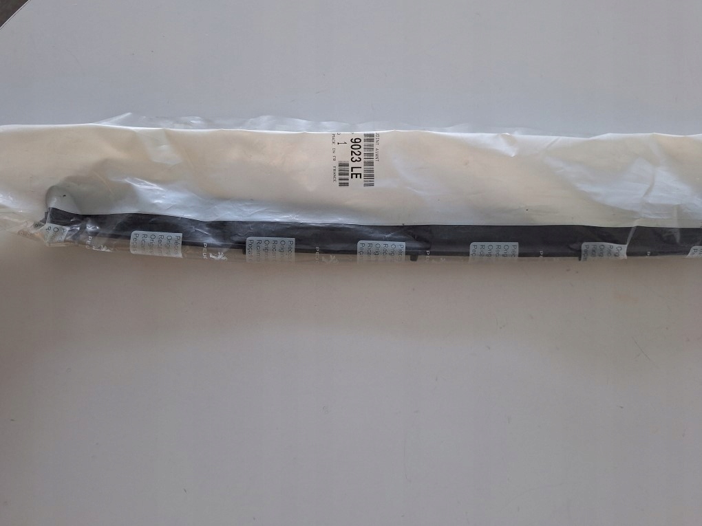 фото №1, Прокладка дверь citroen c8 peugeot 807 оригинальный номер 9023le