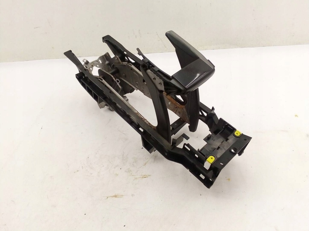 Купить Opel zafira b 2007 13237304 рычаг ручка тормоза ручного