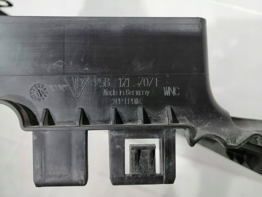 фото №9, Повітропровід повітря porsche macan hal 8913