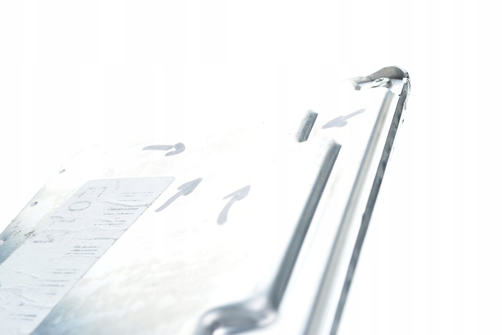 фото №10, Бортовий комп'ютер audi a6 c5 2.5 8e0907401m 0281011255 опис