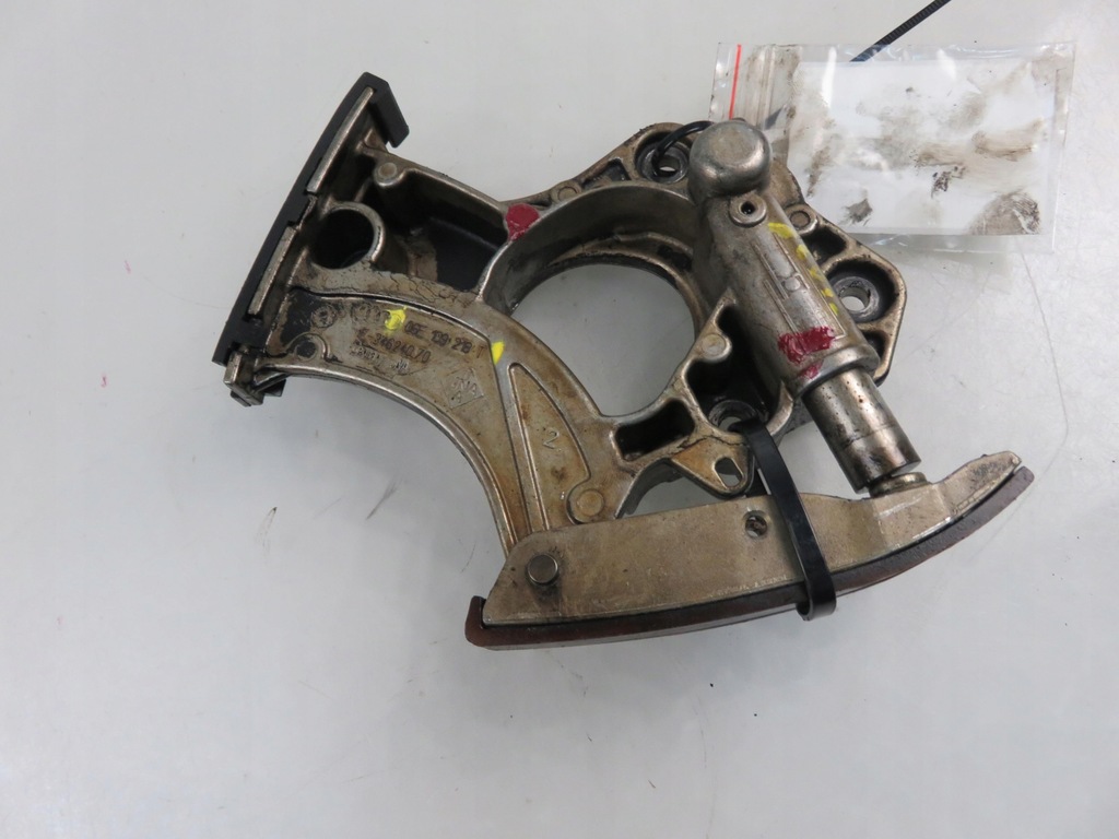 фото №7, Натяжитель цепи audi a4 b8 s4 06e109218t