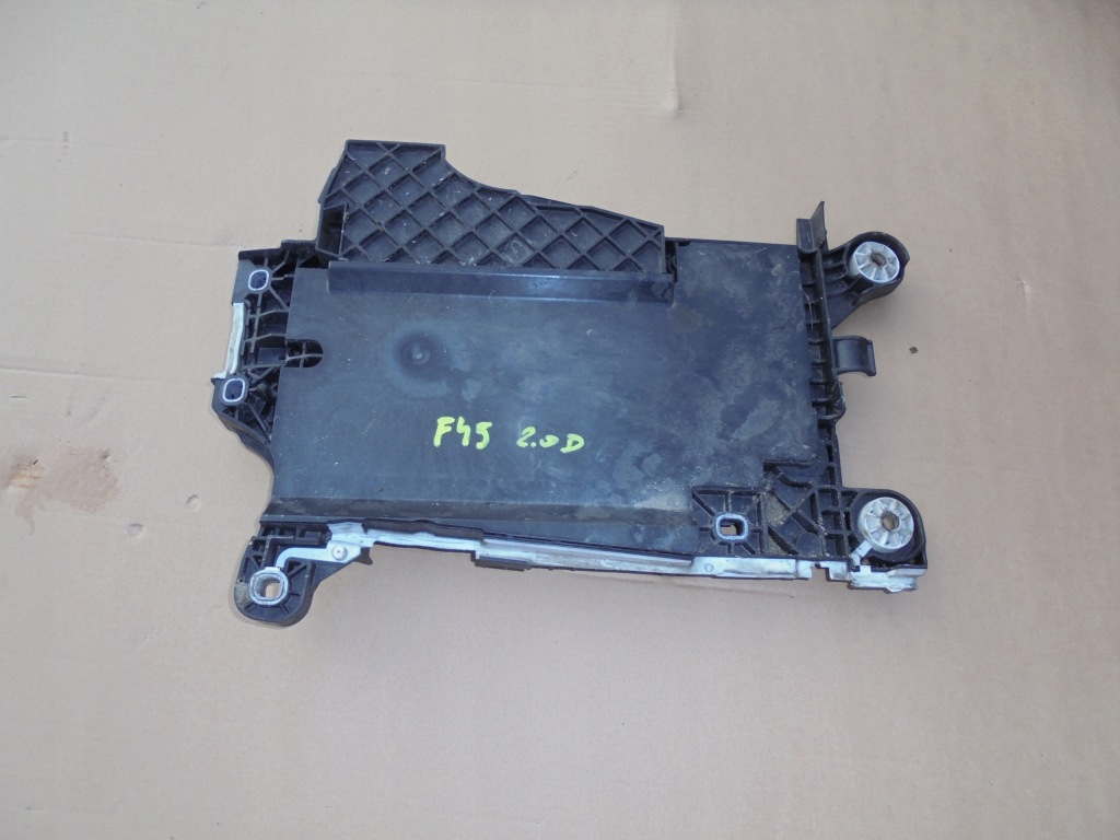 фото №1, Bmw 2 f45 f46 основание аккумулятор 7641797