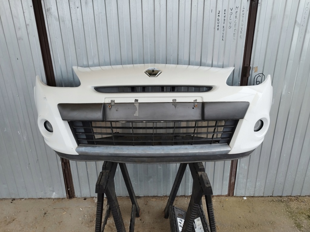 Купить Бампер перед передний renault clio 3 рестайлинг  2009-2012 8200799935 195