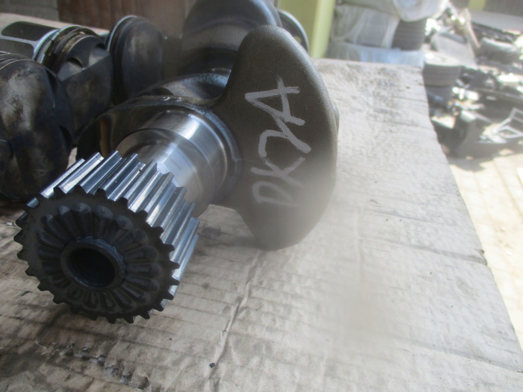 Wał коленчатый 04cam vw audi skoda seat dkja 1.0tsi Оригинал