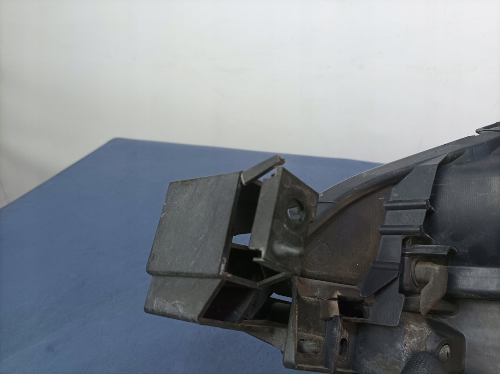 фото №7, Mazda 5 i cr lift фара правий ксенон c291-51030