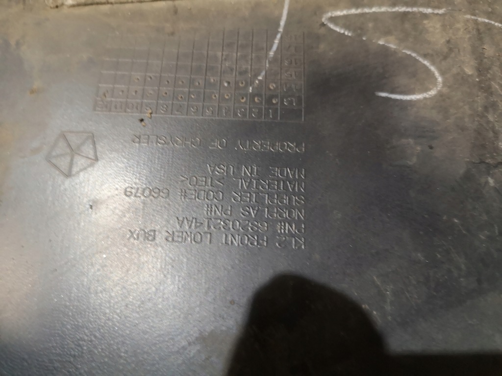 фото №9, Jeep cherokee wk2 14-18 бампер перед накладка