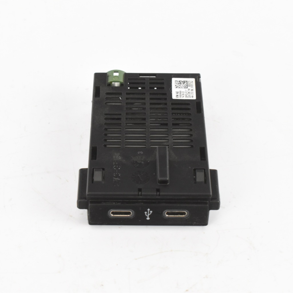 Купити Роз'єм port usb vw skoda seat audi 2g6035736