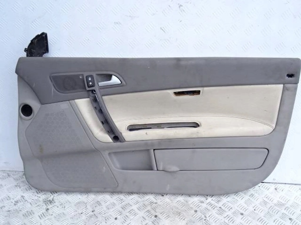 фото №1, Обшивка правий подушка volvo c70 ii