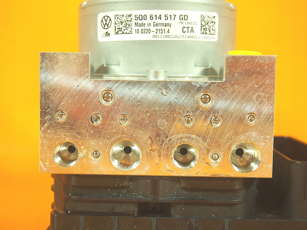 фото №10, Audi q3 83a sb 18km насос abs блок управления 5q0614517gd