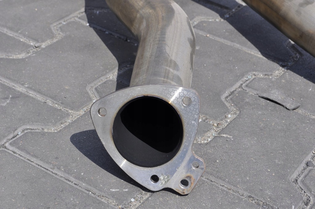 фото №7, Aston martin db11 5.2 v12 труба выхлопная