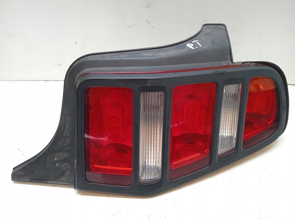 фото №1, Лампа правая задняя ford usa mustang v gt