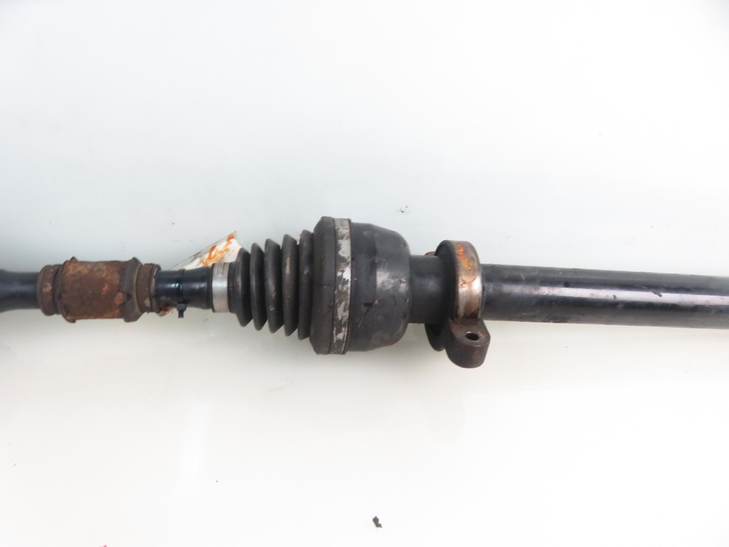 фото №4, Привідний вал права volvo v40 i 1.9 di