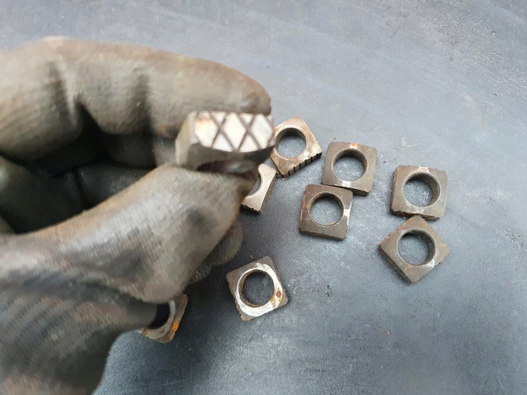 Fiat 126 maluch kamień піввісь kamienie оригінал нове в Україні