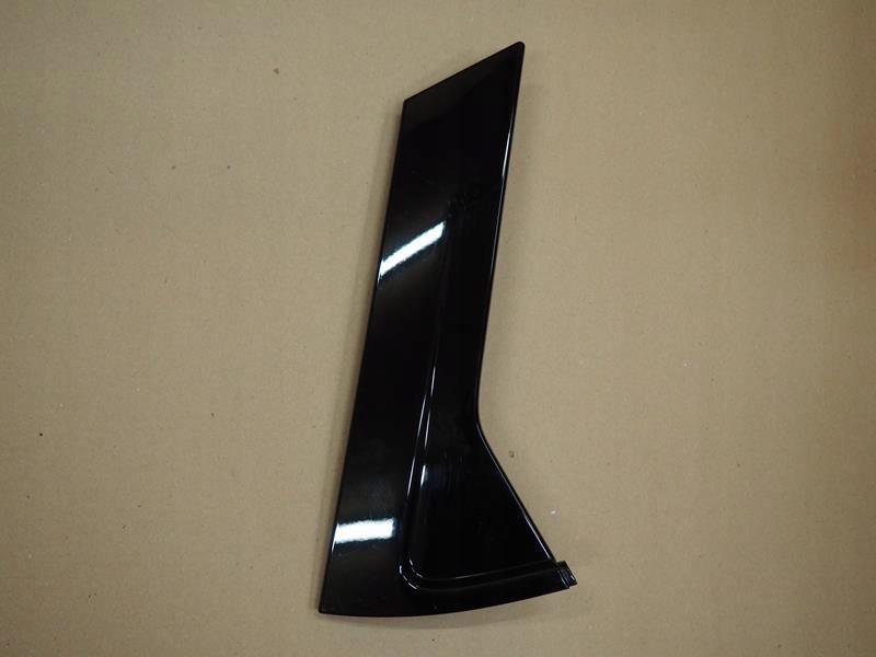 фото №1, Молдинг накладка стойка дверь правый задняя renault captur