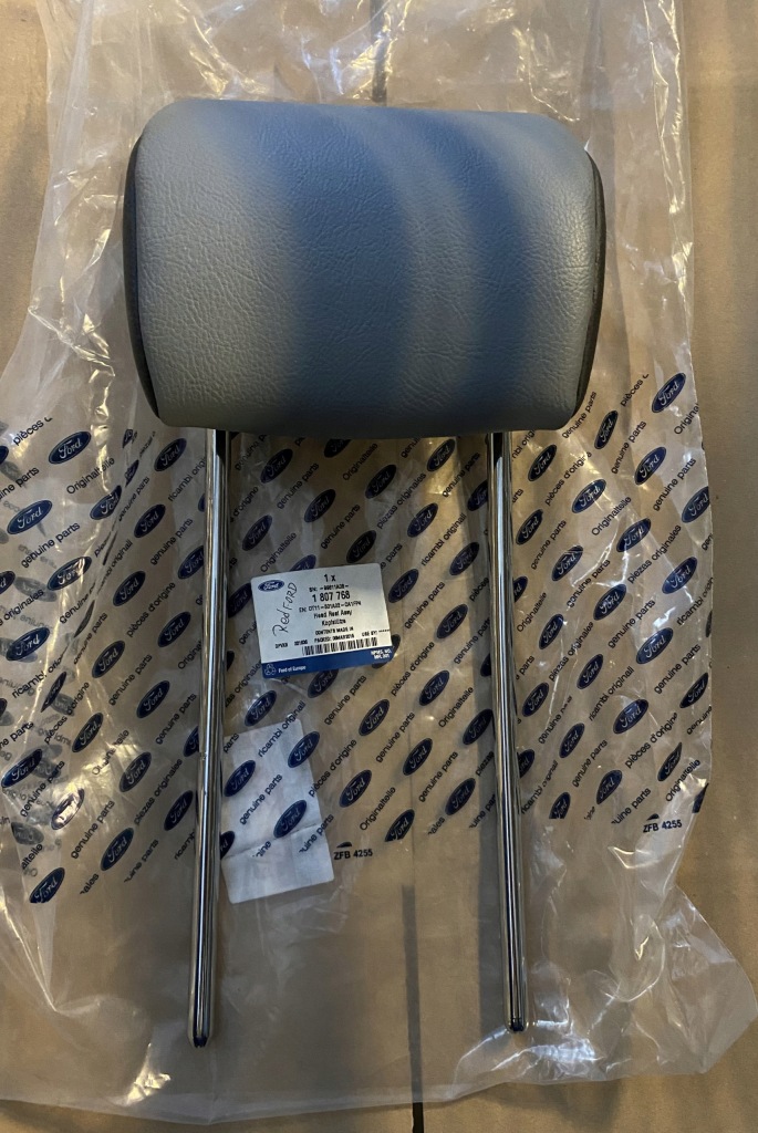 фото №1, Підголівник ford оригінальний номер розпродаж