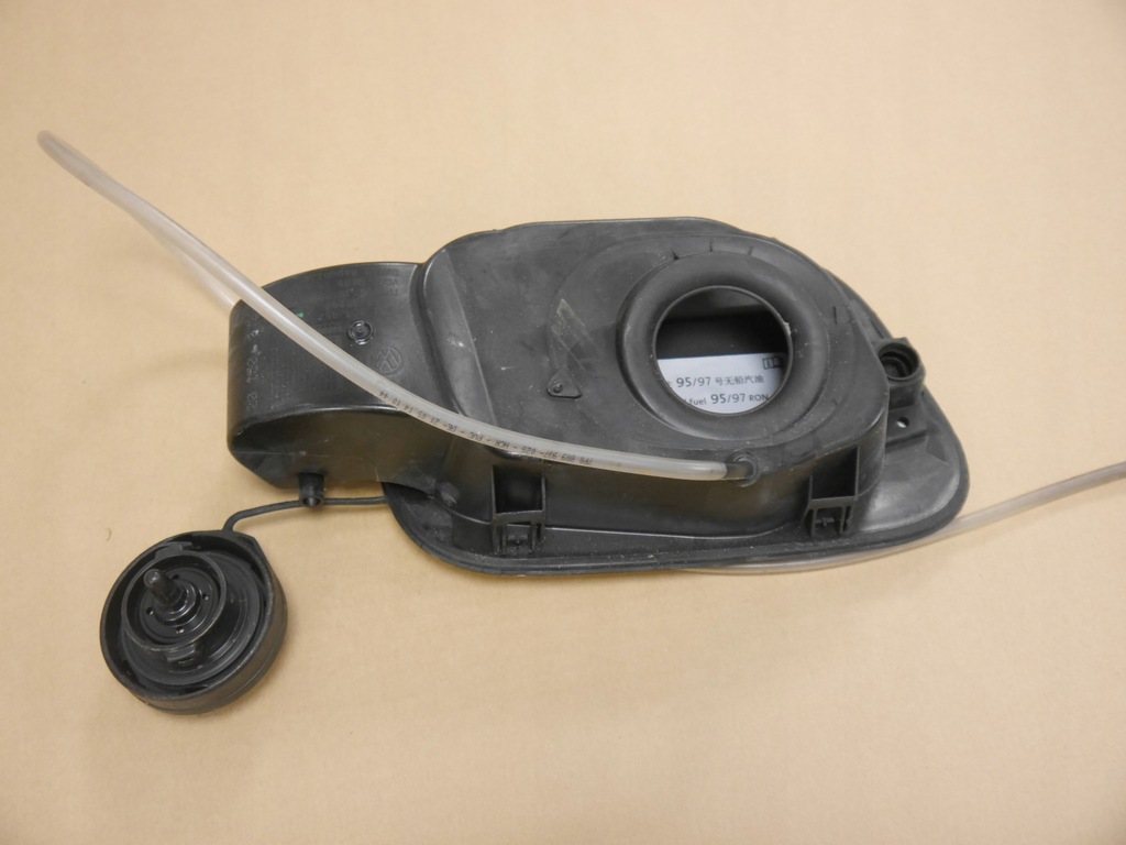 фото №2, Vw touareg крышка заливной топлива 7p6809857