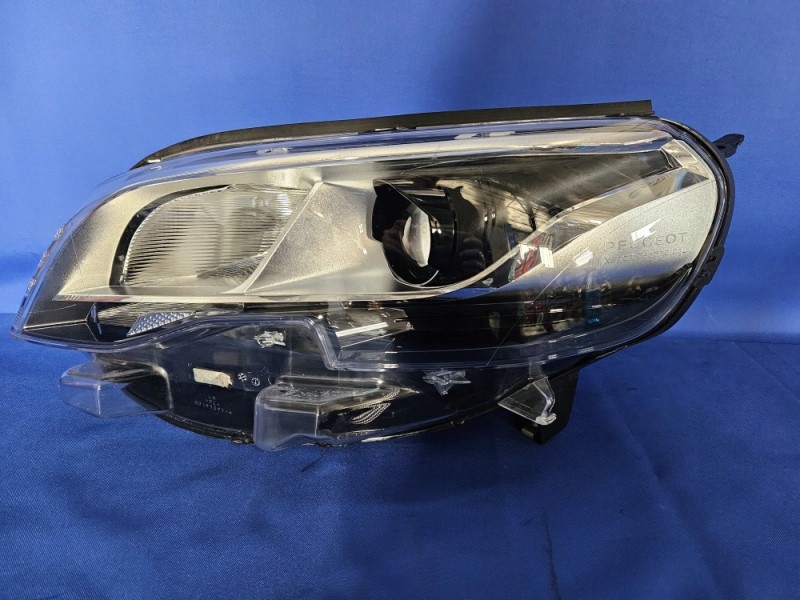 фото №1, Лампа лівий перед ксенон peugeot expert iii