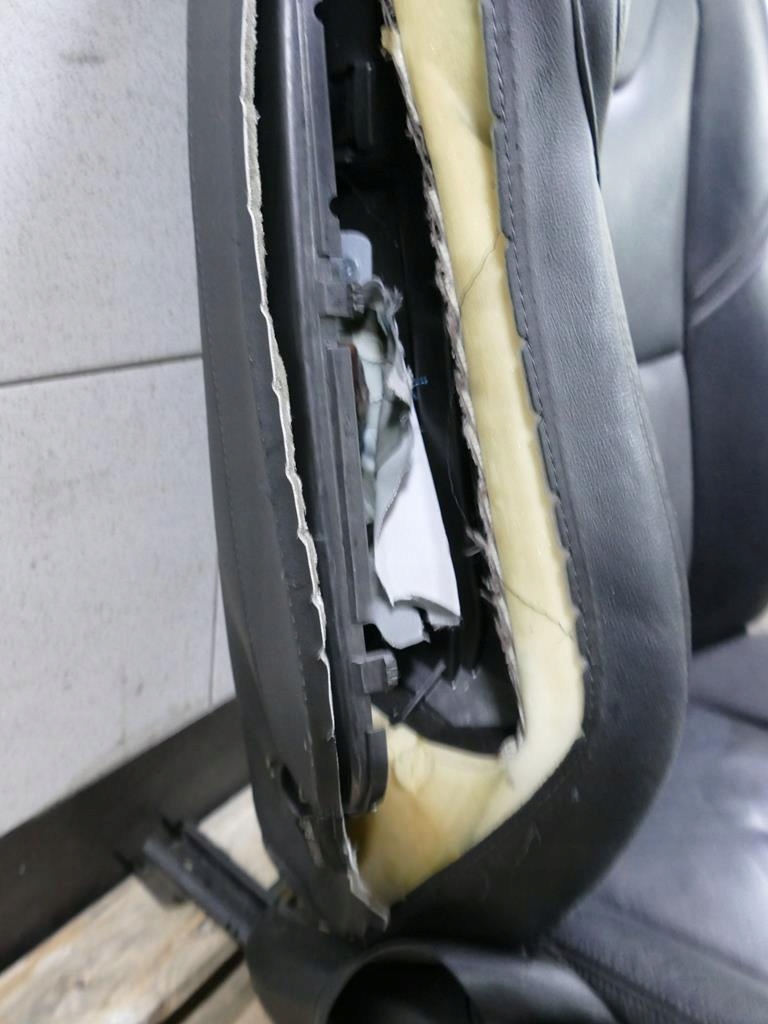 фото №10, Volvo v40 ii сидіння шкіряний чорний правий перед