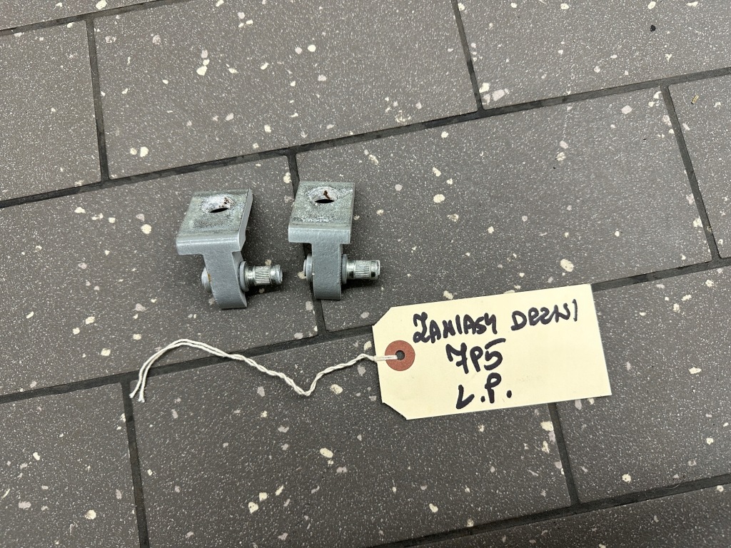 фото №1, Петля дверь левый перед porsche cayenne 7p5 7p передние левая