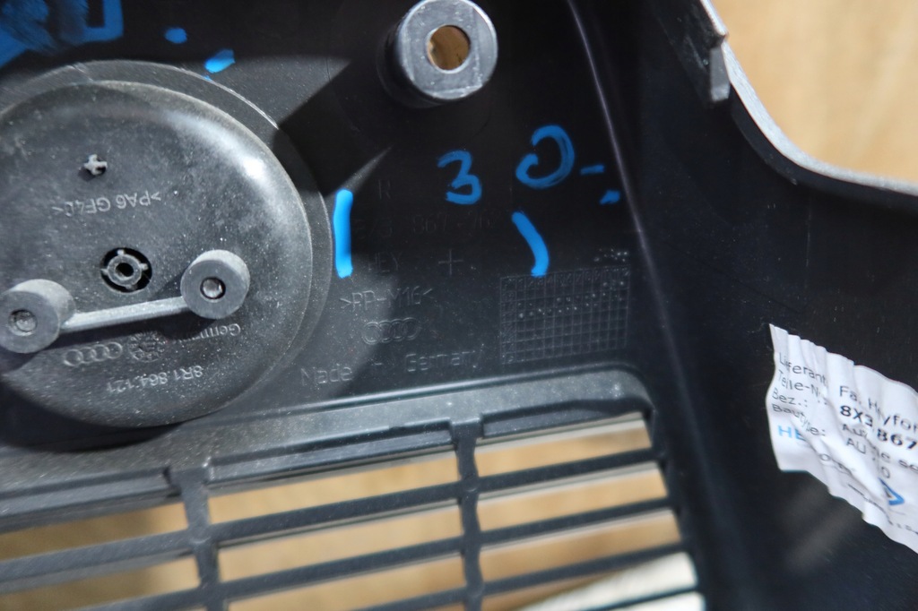 фото №11, Обшивка багажника правый audi a1 8x 8x3867762