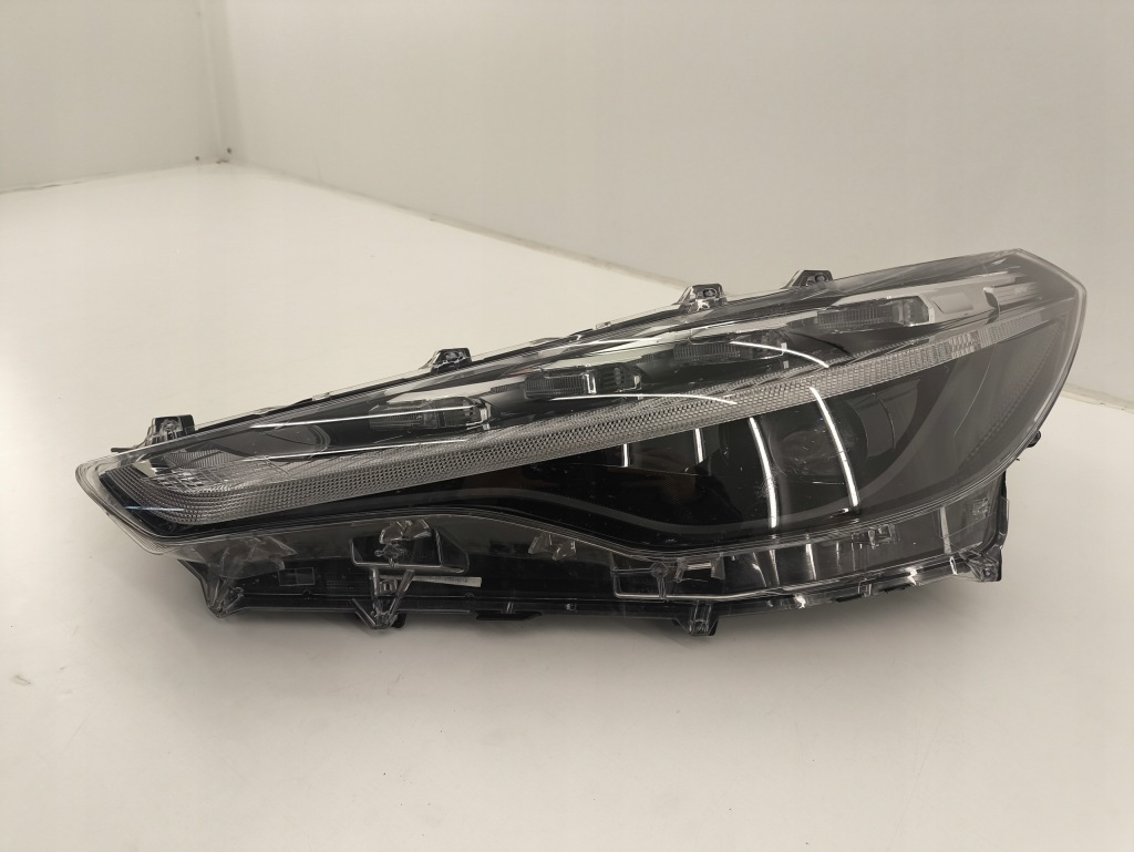 Купить Фара левый перед full led toyota corolla cross