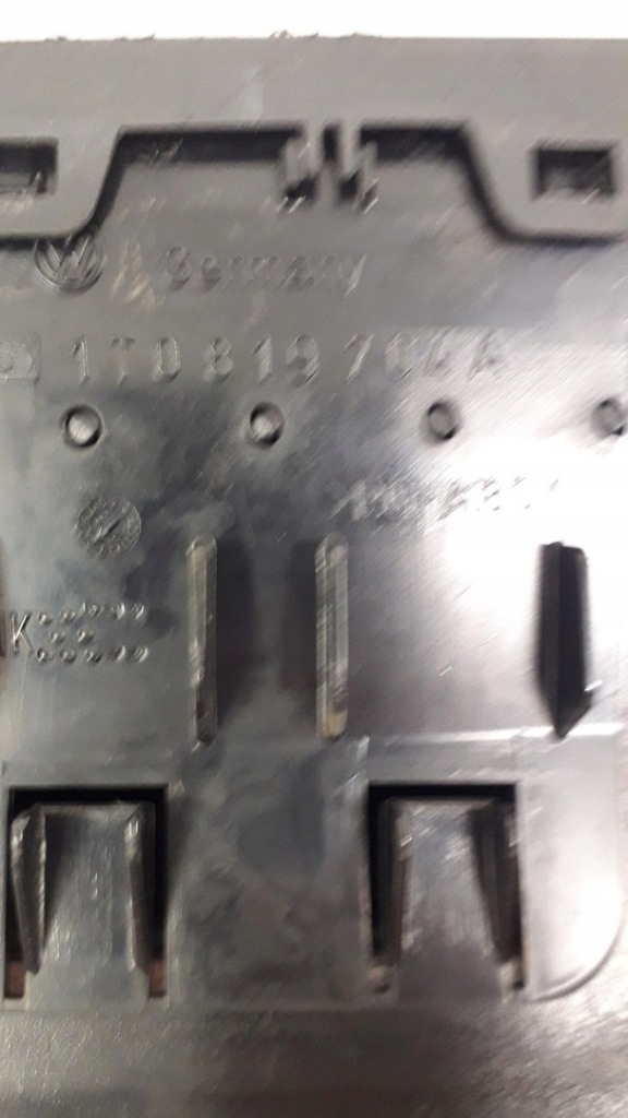 фото №14, Vw touran решётка обдув консоли 2003-2010 1t0819703a 1t0819704a