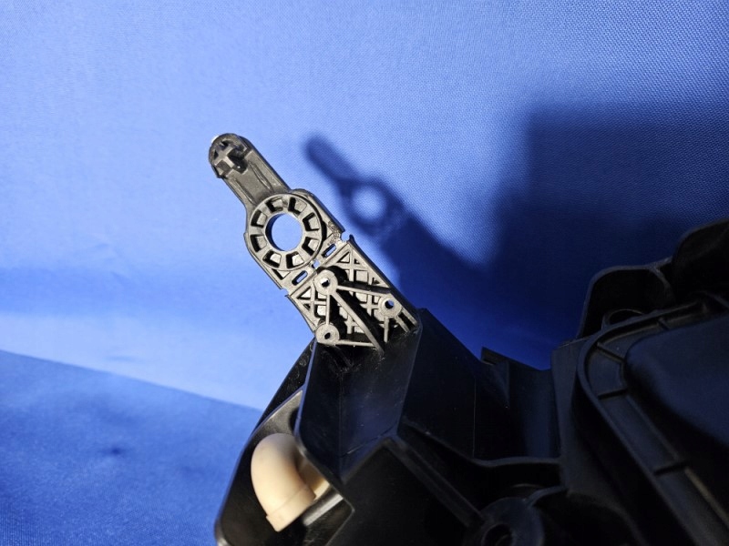 фото №13, Лампа лівий перед ксенон peugeot expert iii