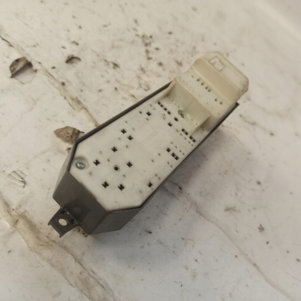 фото №9, Toyota corolla e15 панель перемикач вікон лівий перед 192835 914-0b73