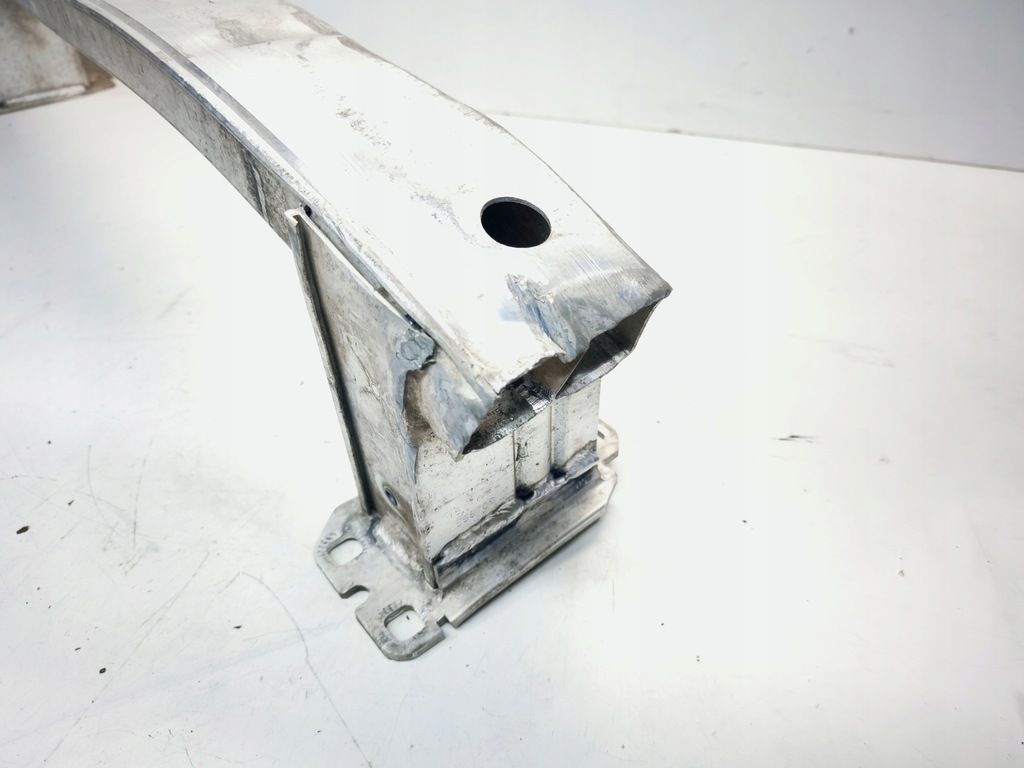 фото №8, Балка pod бампер перед audi q3 8u lift 8u0807109c повреждённая