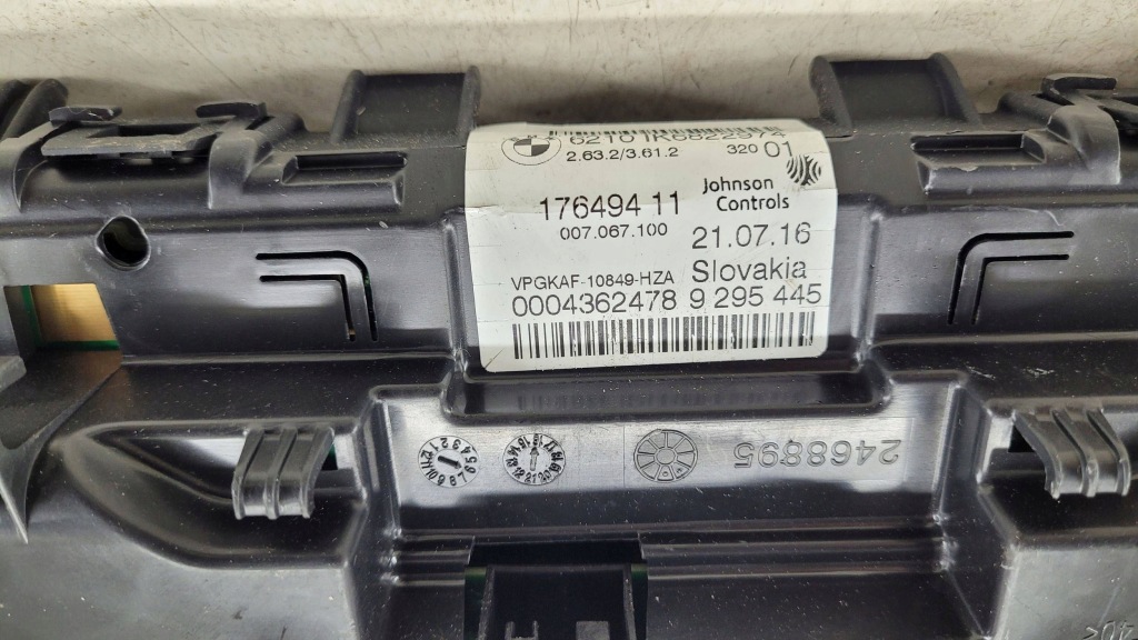 Bmw 2 f45 лічильник прилади 9295445 Недорого