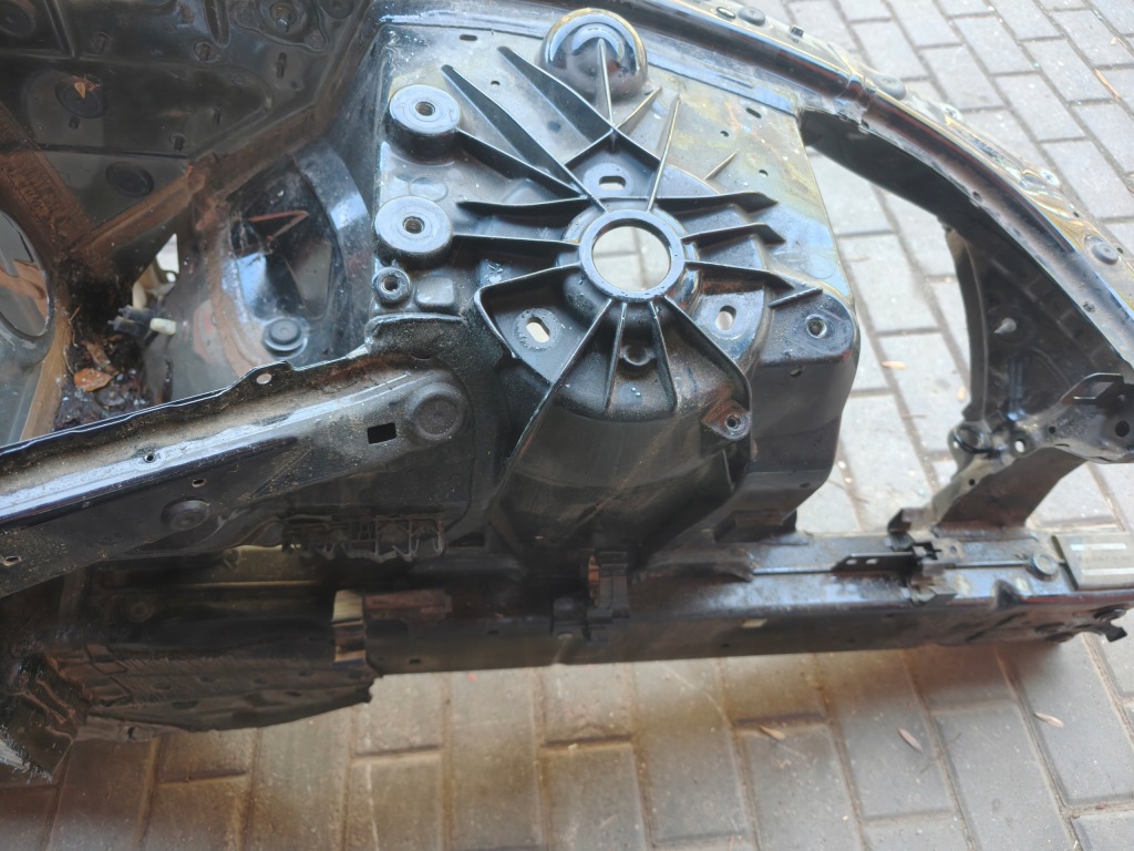 Bmw 5' g31 touring 18r лонжерон обшивка підкрилок чверть лівий перед 668 Зі Шроту