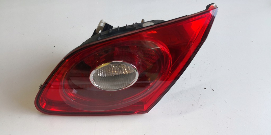 фото №1, Vw passat cc лампа правый задняя 3c8945094d