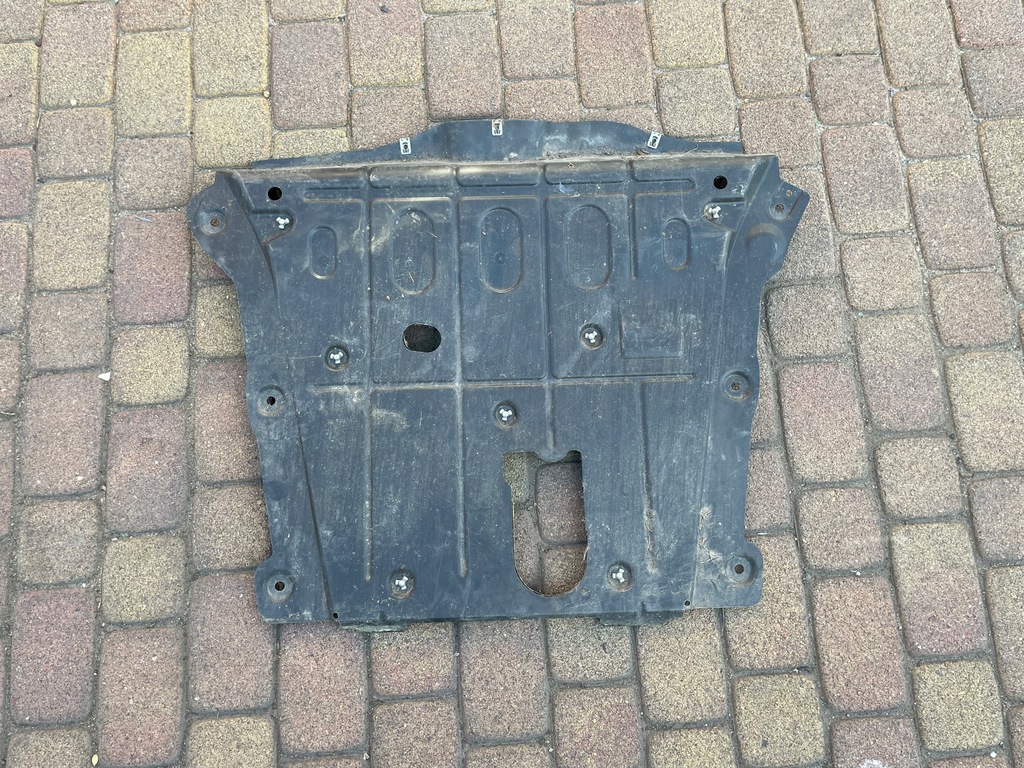 фото №1, Dacia duster ii 2 hm сталевий захист плита нижня pod двигун аксесуарна оригінальний номер