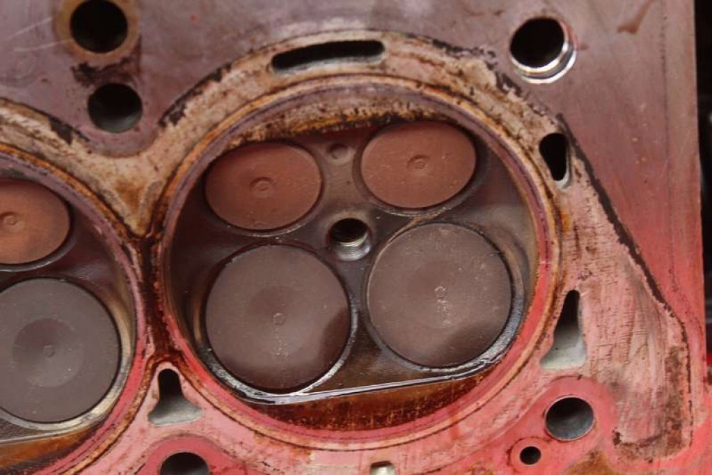 фото №8, Головка двигателя 05184510aj chrysler town & country 5 v 3.6 v6 287 km