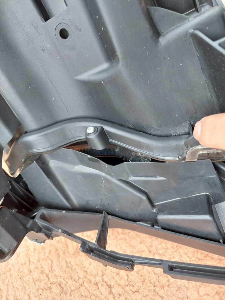 фото №9, Лампа правая full led land cruiser 150