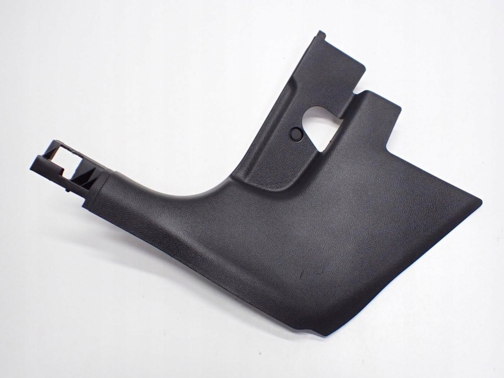 фото №1, Пластик защита стойка левая 657863483 skoda kamiq 23r