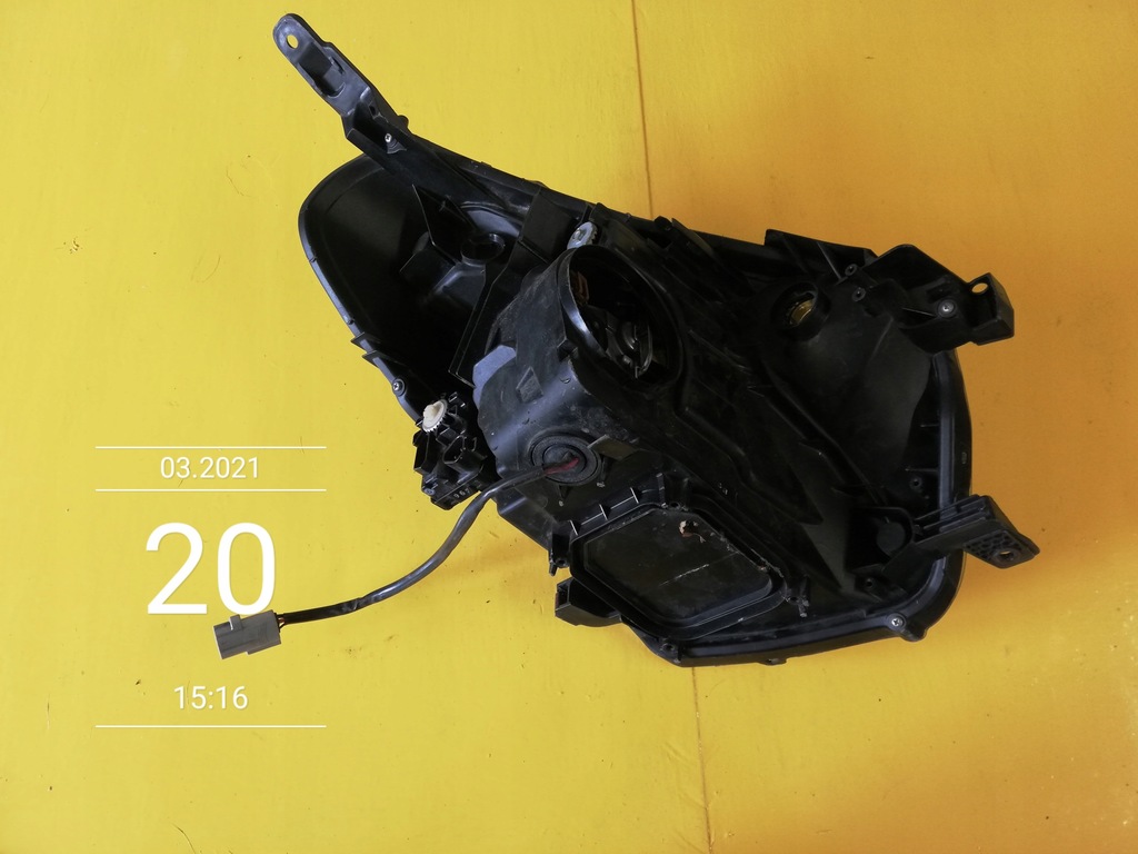 фото №6, Toyota iq фара лампа перед левая