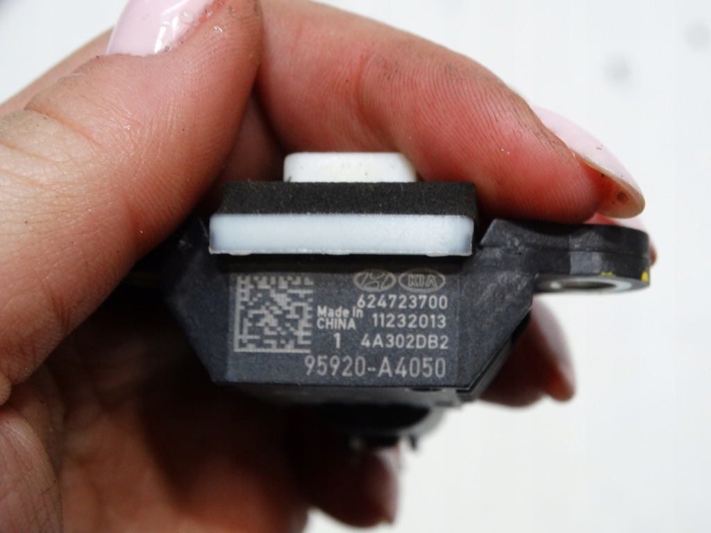 фото №5, Датчик удару бічного kia carens iv 95920-a4050