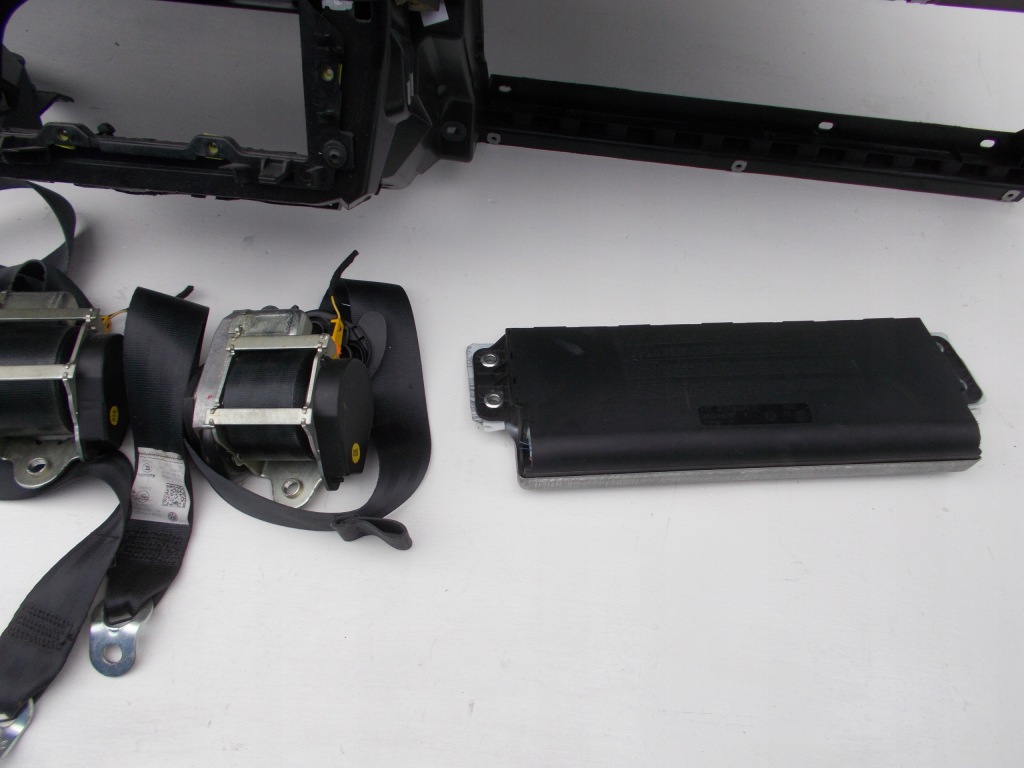 фото №5, Панель  панель приладів подушки безпеки ремені подушка безпеки подушки безпеки vw golf vi 6