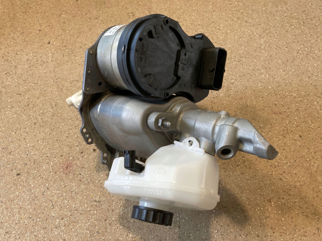 Усилитель тормозов тормозные mercedes-benz glc c254 a2549005901 Недорого