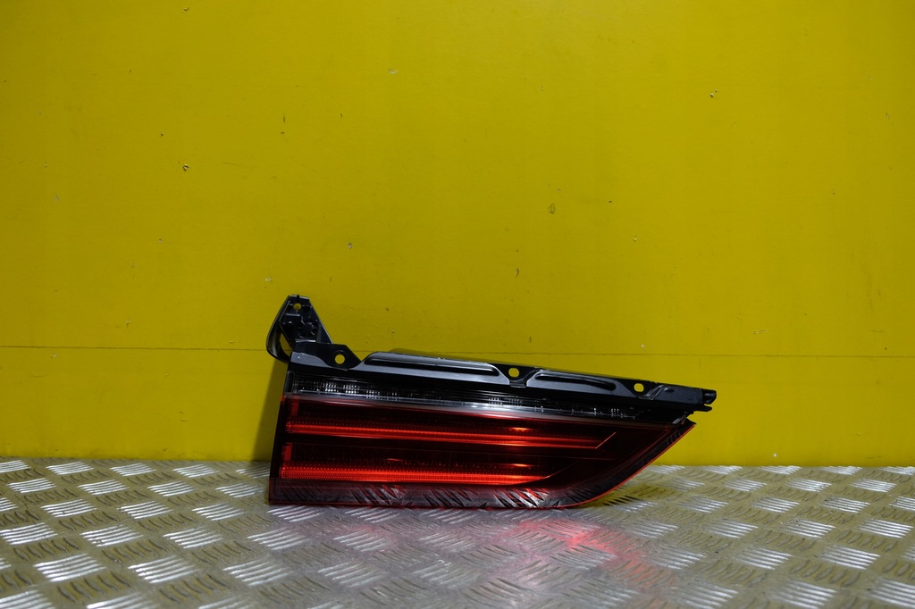 фото №1, Lexus lx lx570 lift 2012-2015 лампа кришки задня led ліва usa