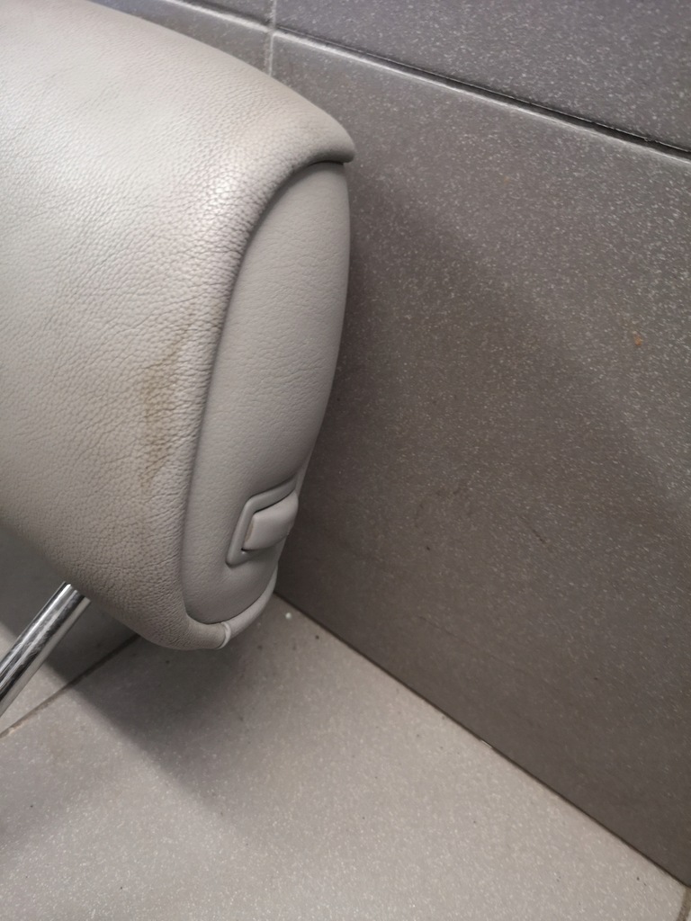 фото №7, Подголовник левый перед vw phaeton siwy кожа