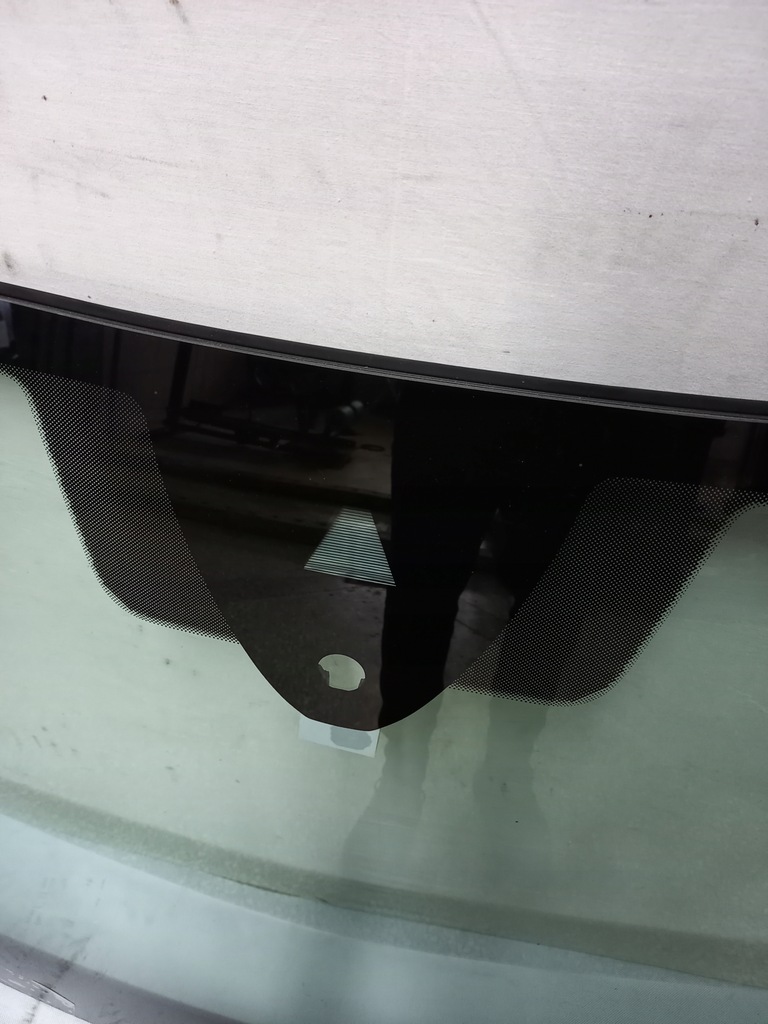 фото №2, Стекло передняя vw t-roc 2017r- камера датчик nowa