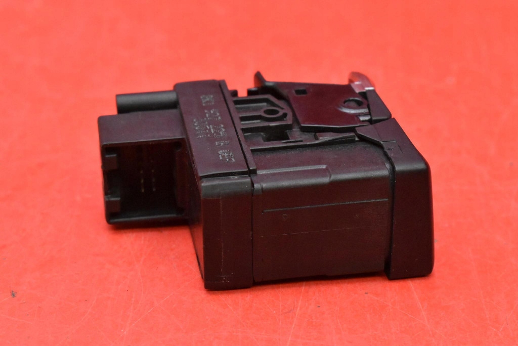 Важіль кнопка гальма ручного 8k1927225b audi a4 b8 lift 11-16 Недорого