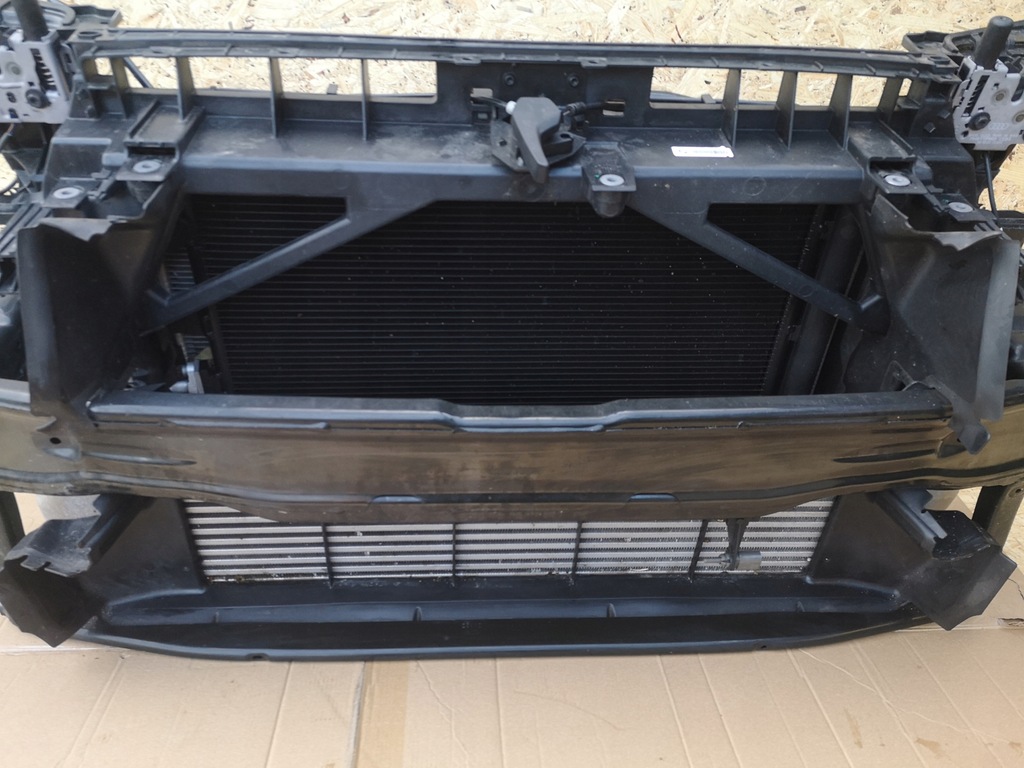 фото №16, Audi rs3 8y pas передний радиатор 2.5 tfsi 23r