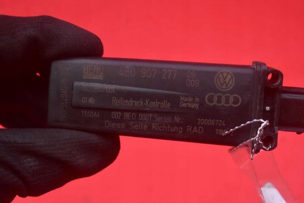 фото №7, Датчик давления шин tpms левый перед 4e0907277 audi a8 d3 05-07