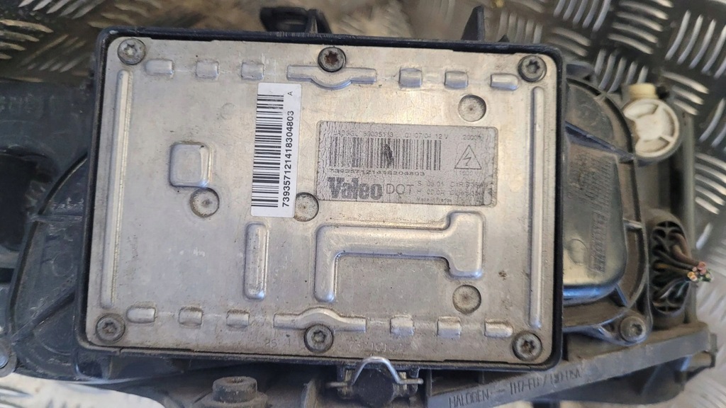 фото №14, Audi a4 s4 b6 8e 8h 2003 ліва сторона лампа передня