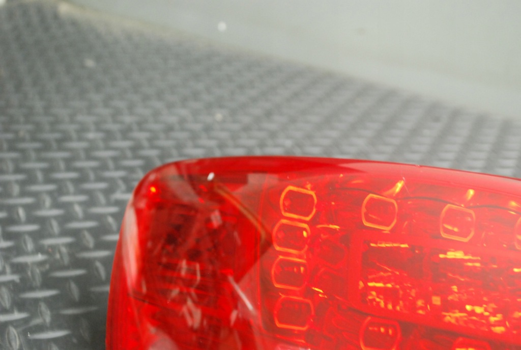 Лампа лівий задній w крила audi a6 c6 led 4f9945095h Недорого