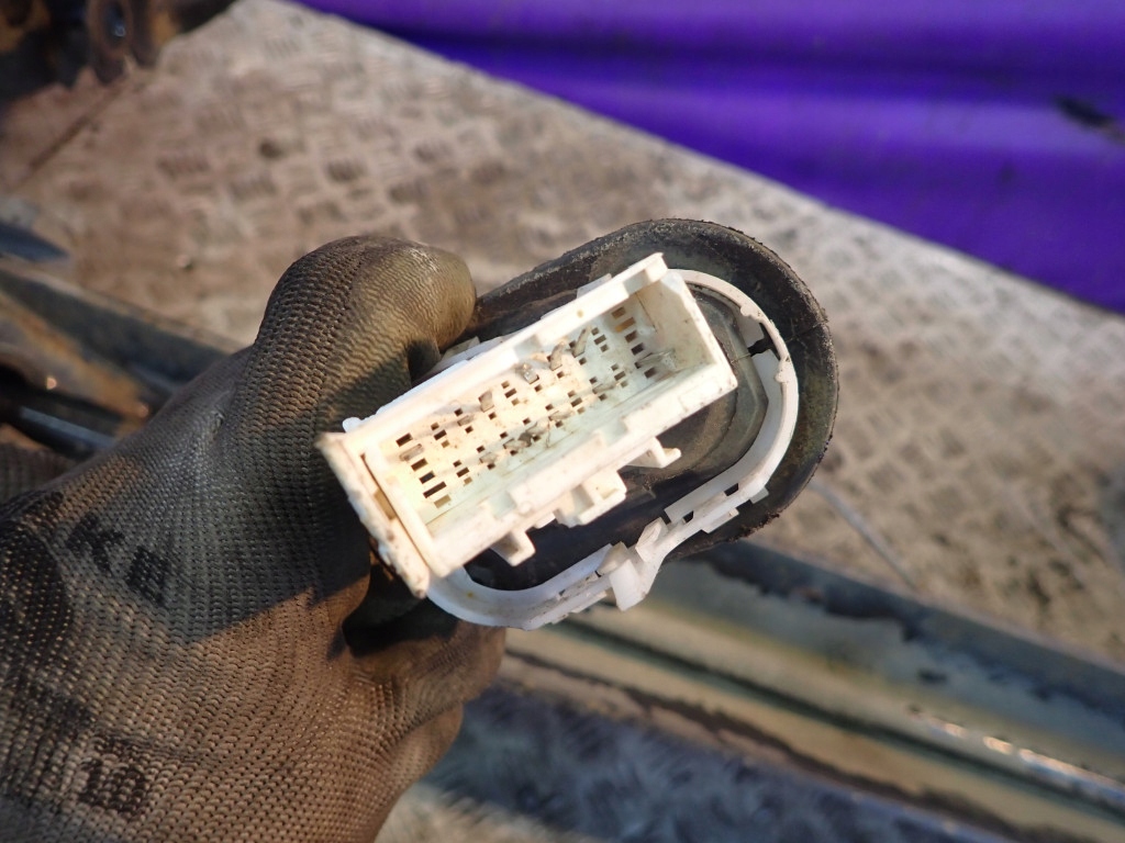 фото №7, Renault kangoo ii iii z.e. 13- lift oś задня балка задня підвіска