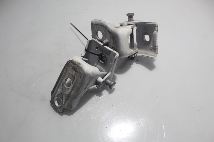 фото №1, Петли дверь правый перед citroen ds3